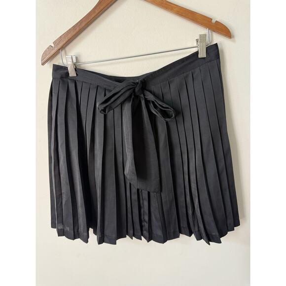 Gap Womens Pleated A Line Mini Skirt Size 8 Black Skater Tennis Cocktail Preppy - Picture 5 of 9
